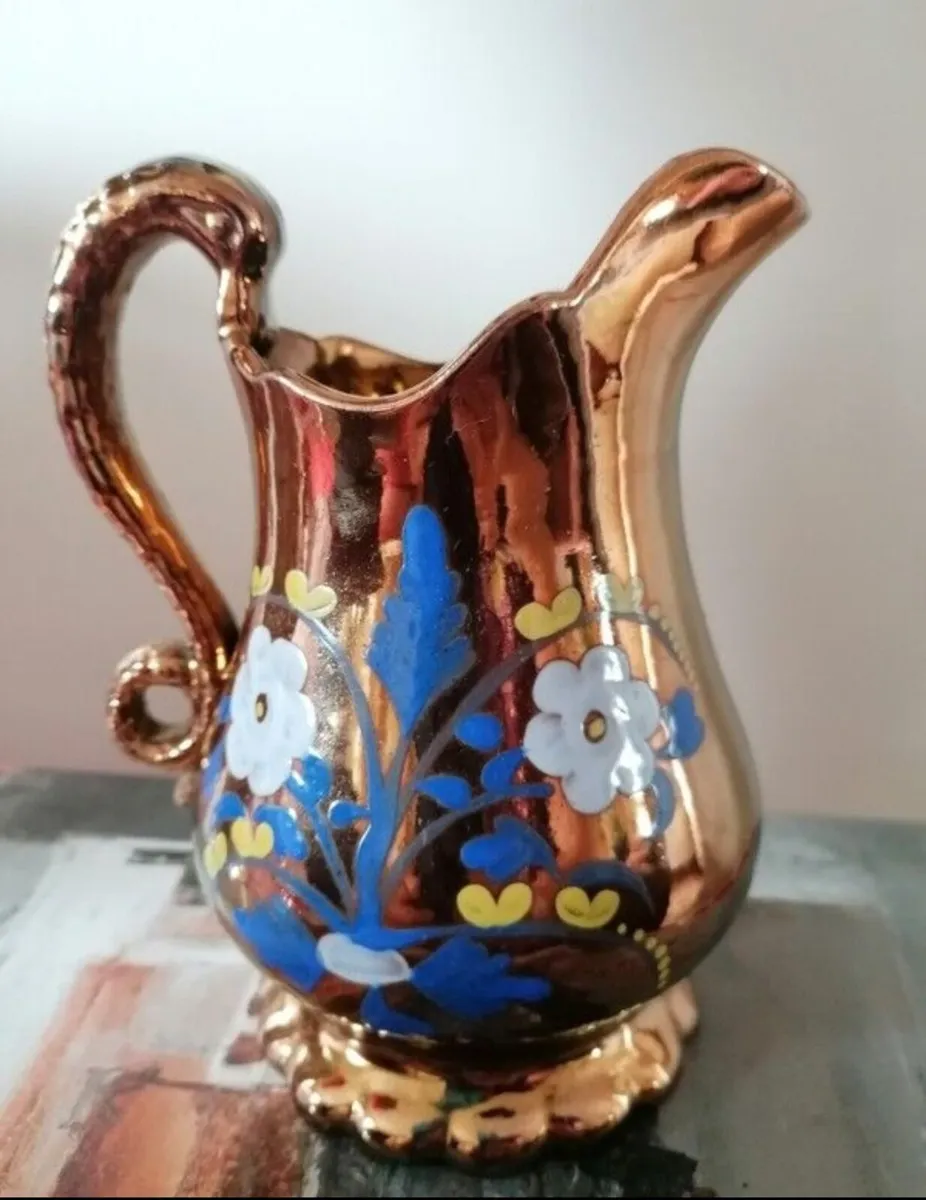 Victorian Copper Jug with Swan Neck Handle - Image 2