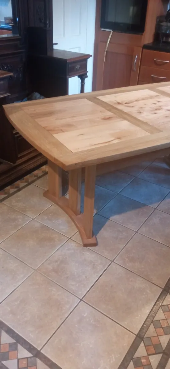 Solid Oak and Canadian Maple Pedastal Table - Image 4