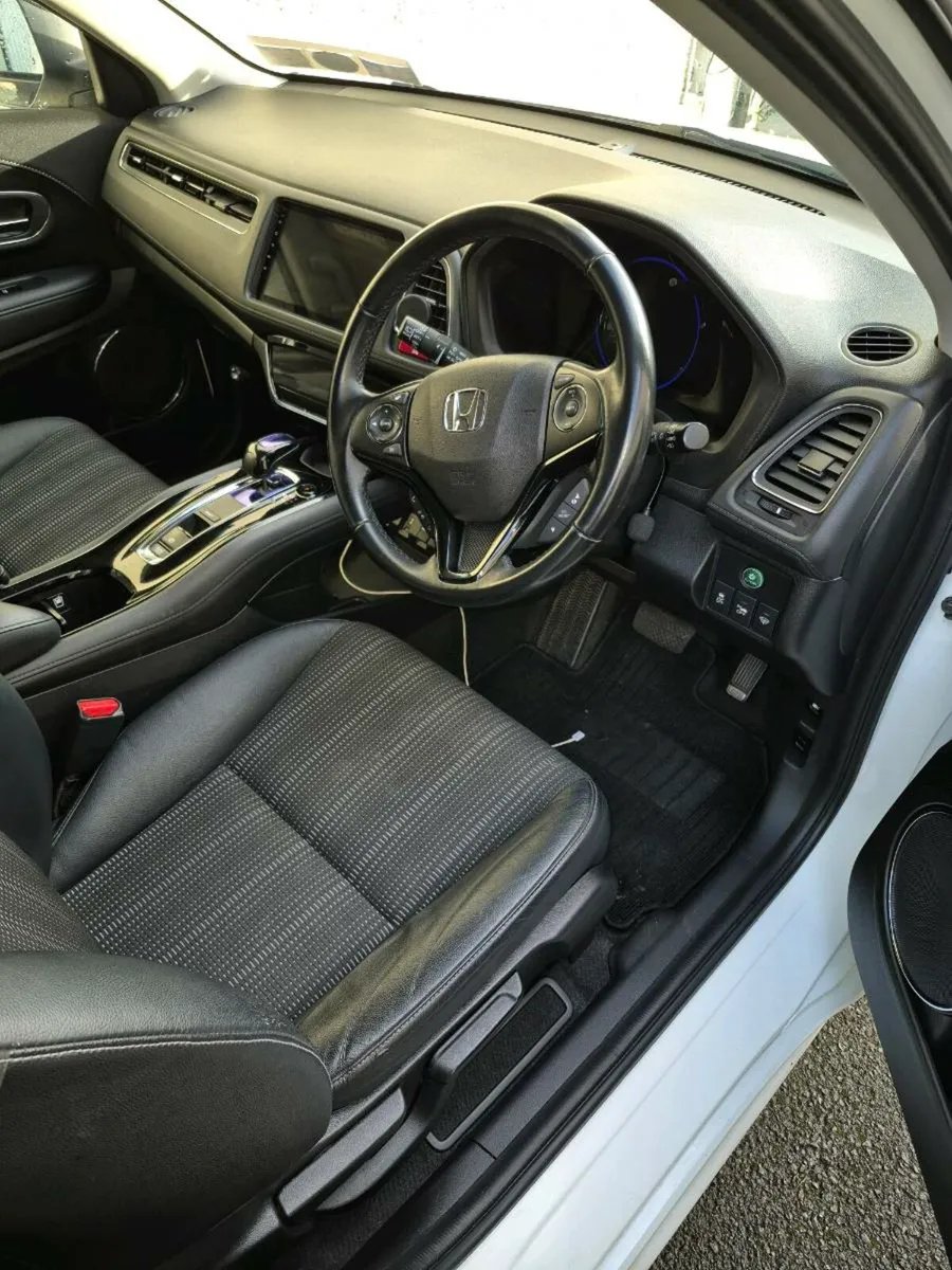 Honda Vezel - Image 4