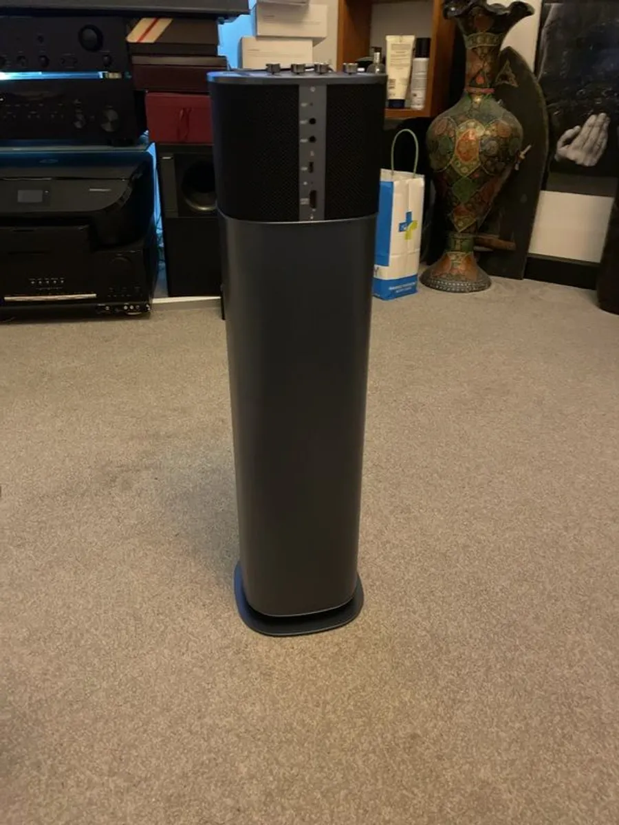 amazing sound brand new in box have 3 of them brand new - Image 1