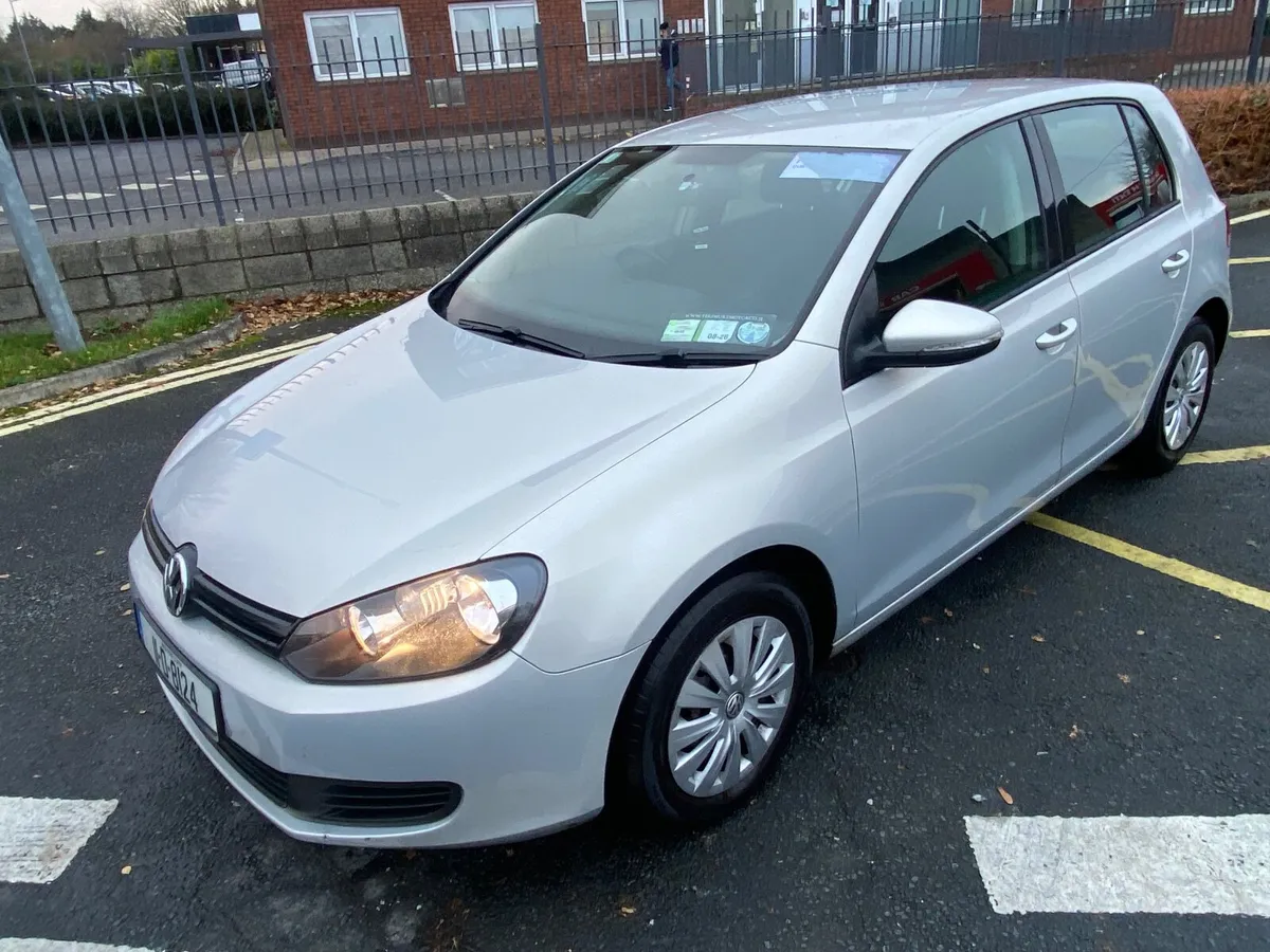 Volkswagen Golf 2011 - Image 4