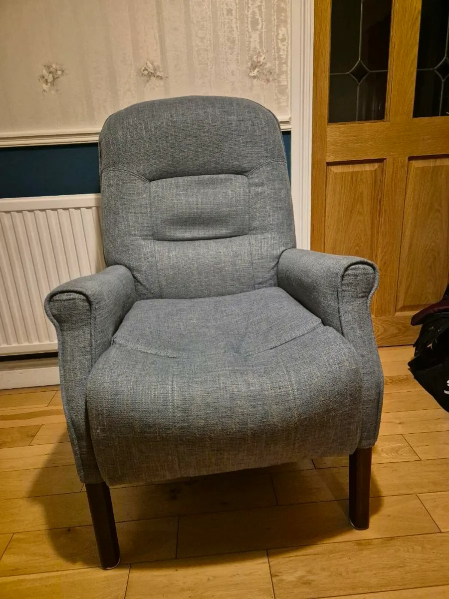 Armchair - Image 1