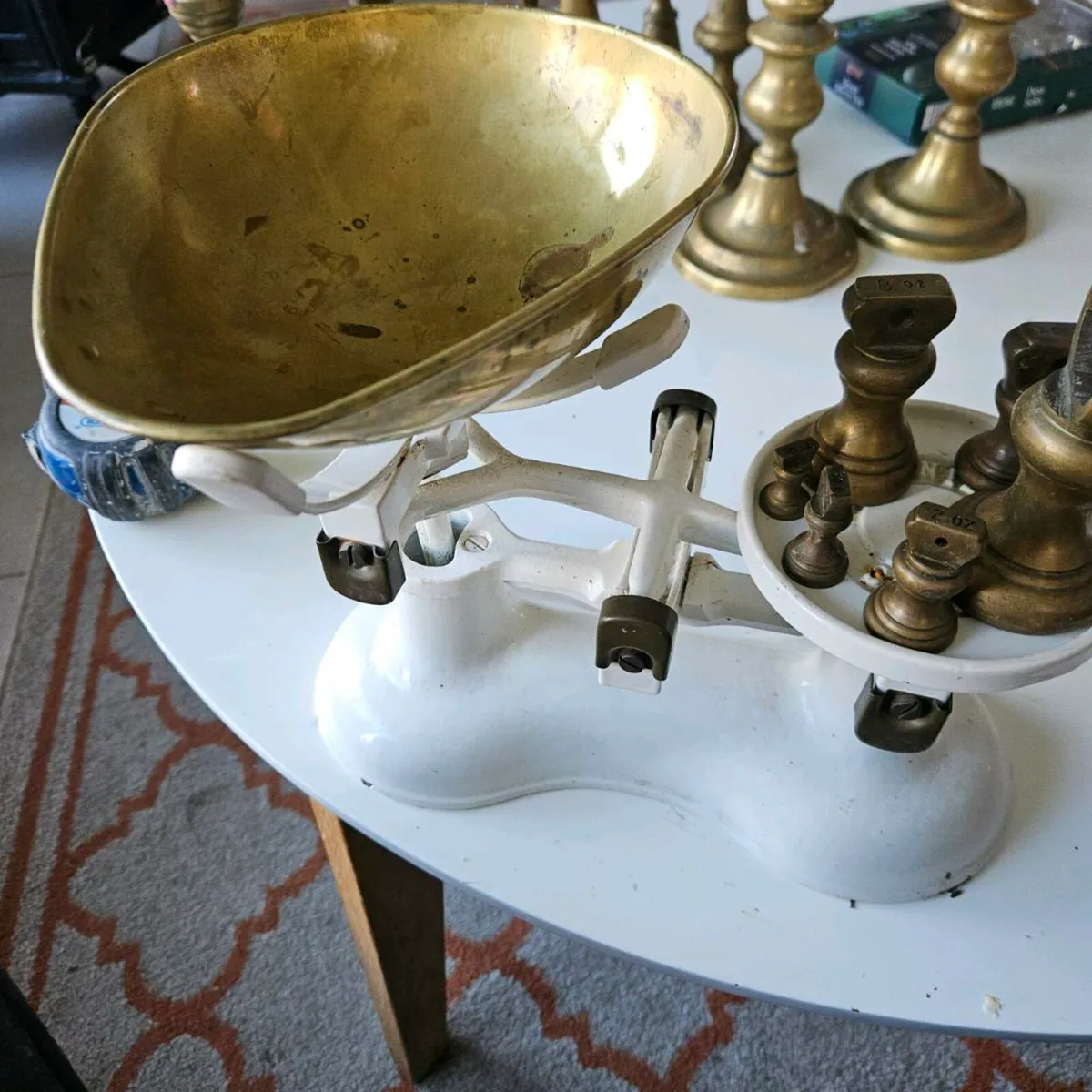 Vintage kitchen scales - Image 1