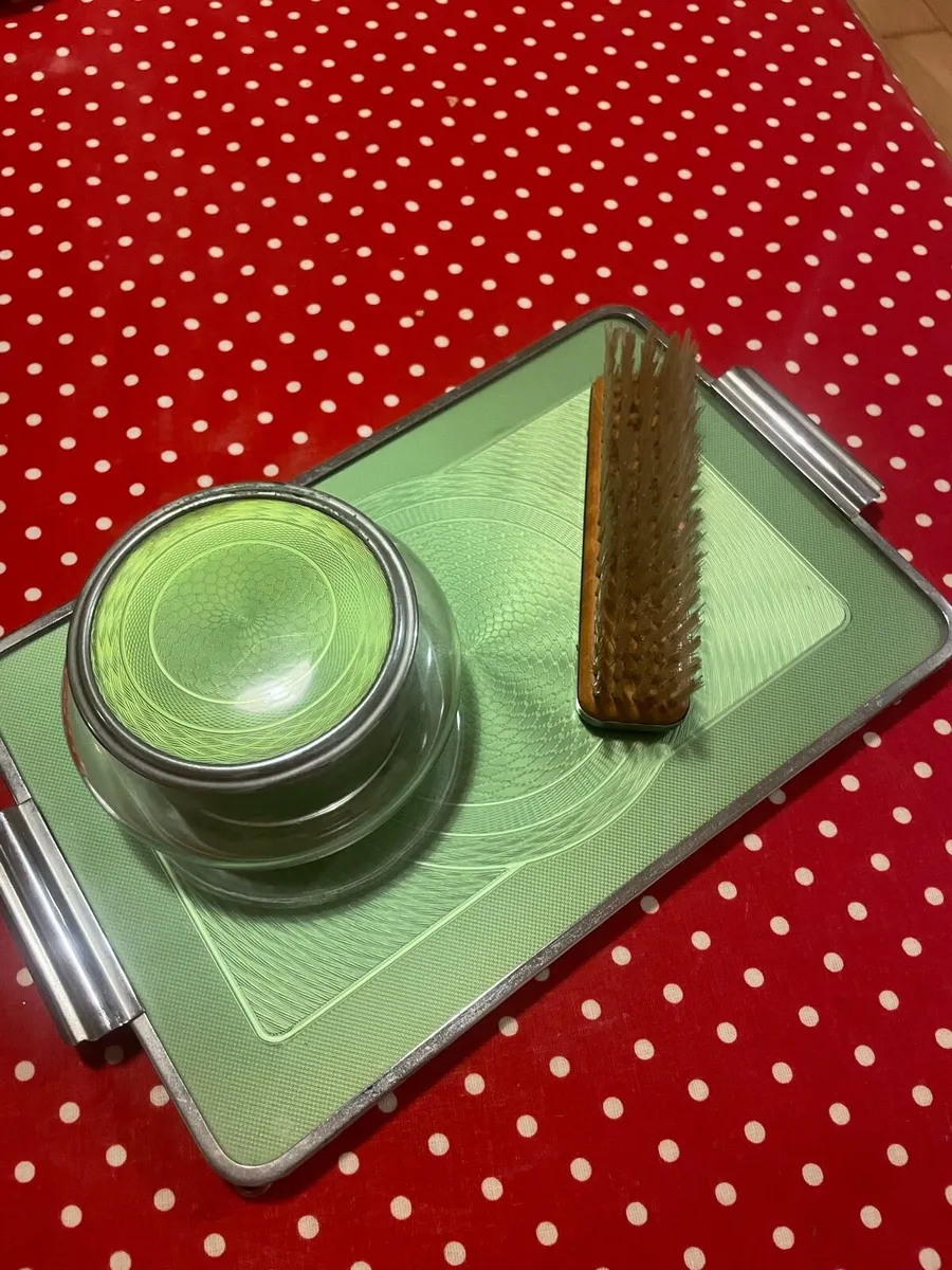 Vintage vanity set - Image 2