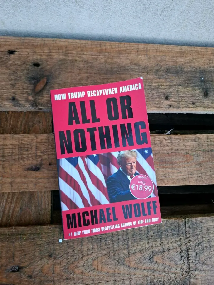 Book all or mothing trump - Image 1