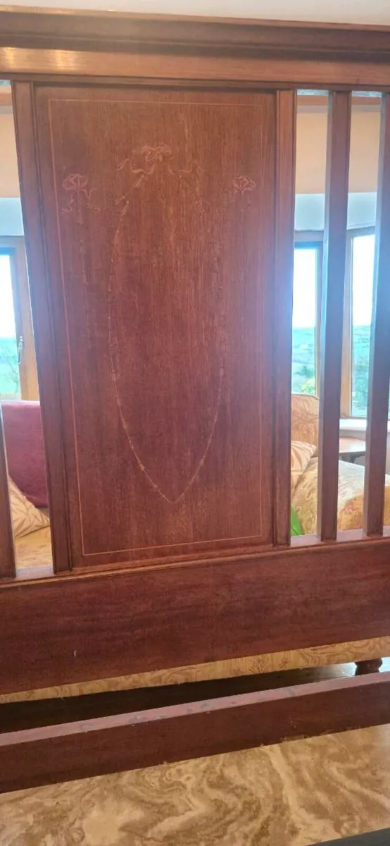 Antique Bed 4'6" Frame and Base - Image 4