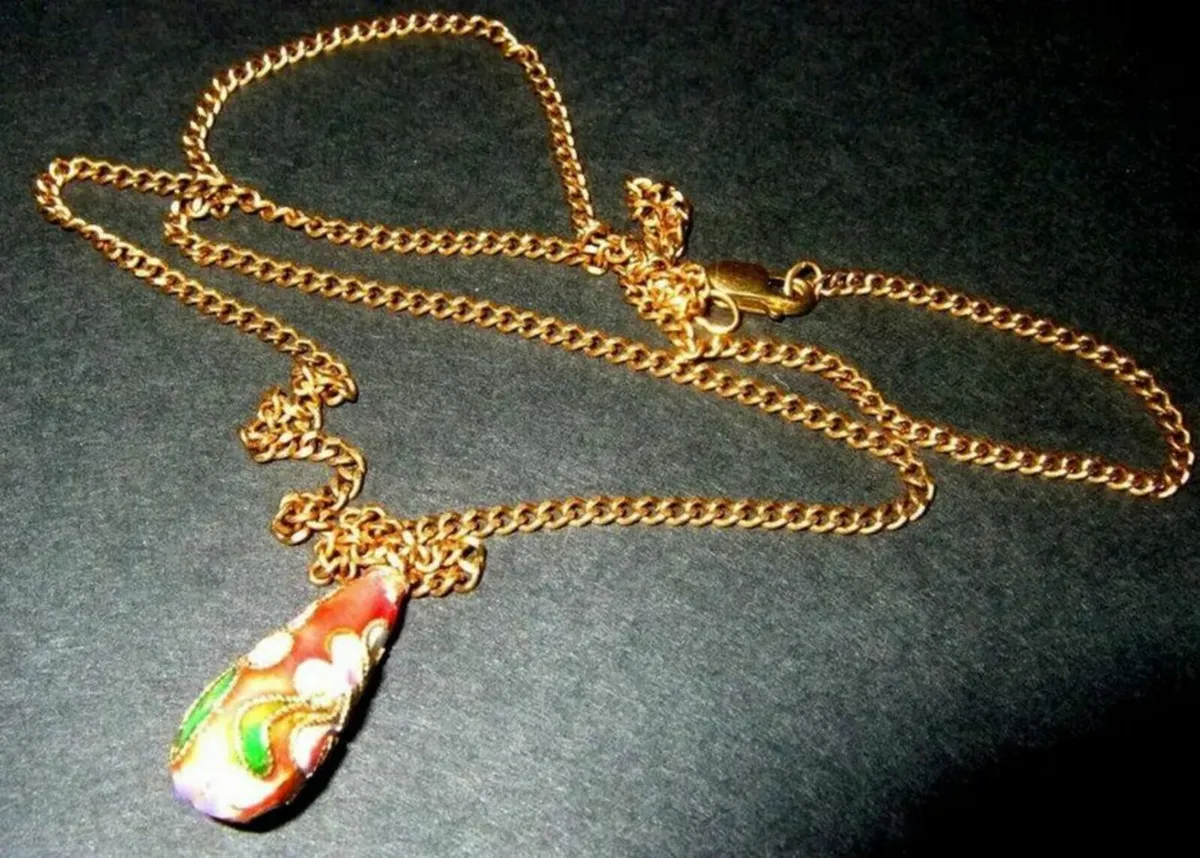 Vintage Hallmarked 9ct Chain & Cloisonne Teardrop - Image 4