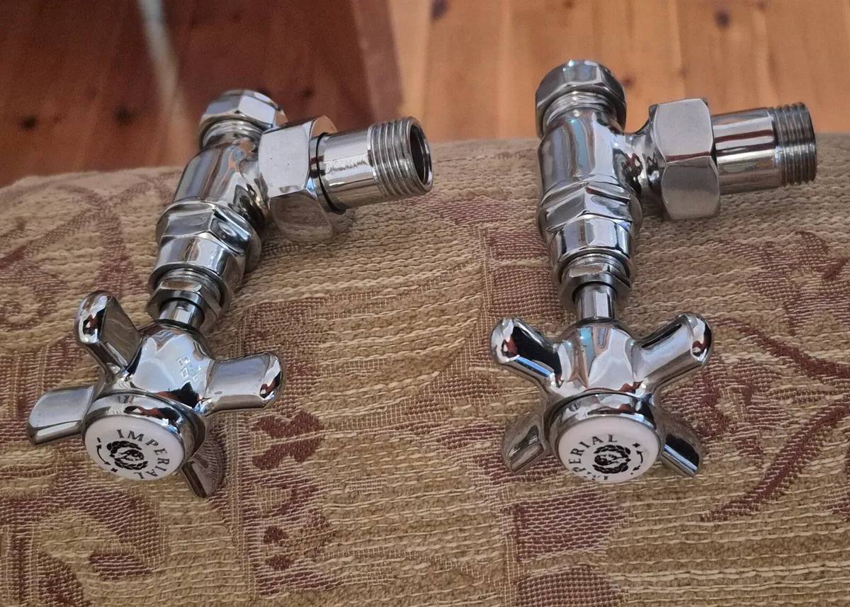 Cross Head Radiator Valves Chrome - Image 1
