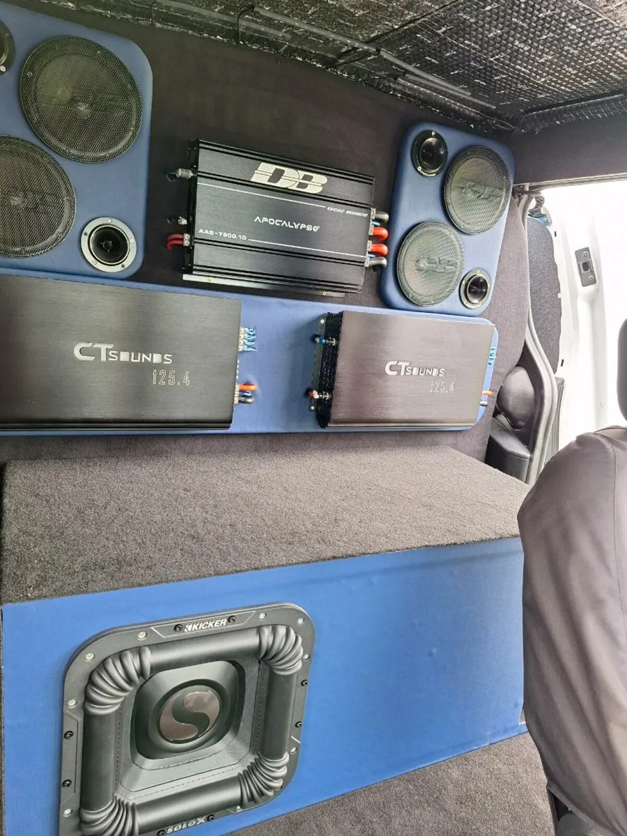 KICKER SOLO X /  MIDS / HIGHS ,/ AMPS - Image 1