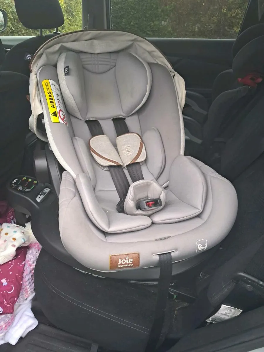 Joie Signature travel system - Image 2