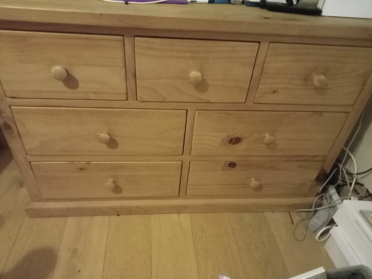 Bedroom  furniture - Image 2