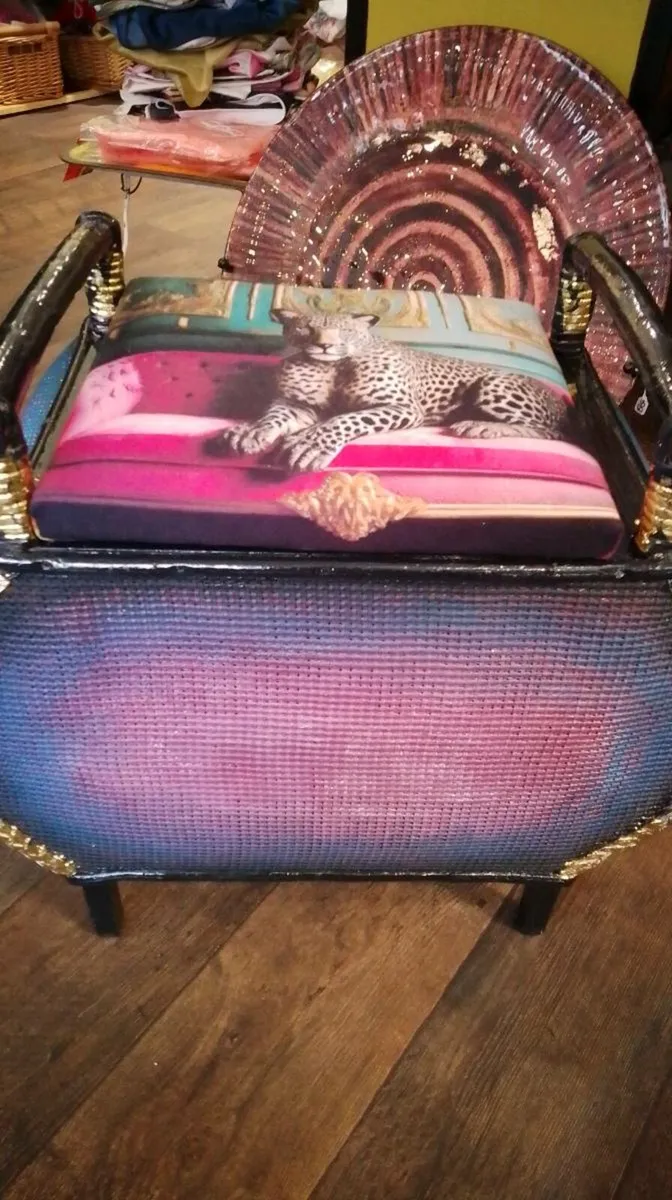 Lloyd Loom storage seat - Image 1