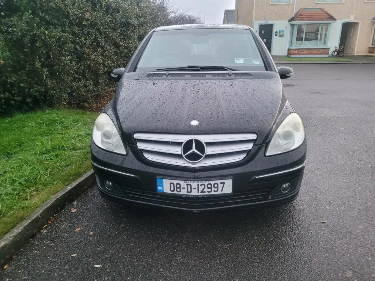 Mercedes b150 - Image 2