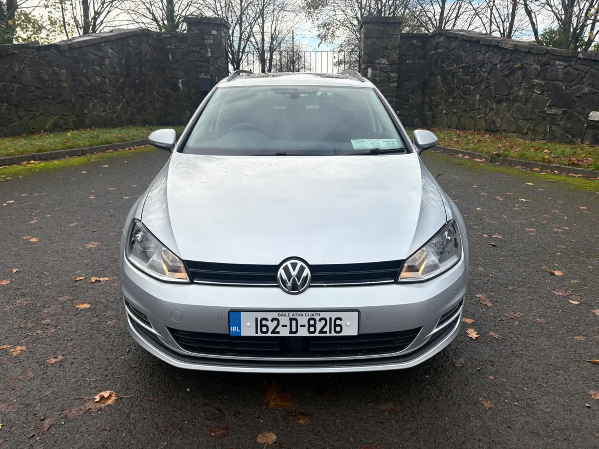16 Vw Golf 1.6Tdi Automatic Estate!Like new !Mint - Image 2