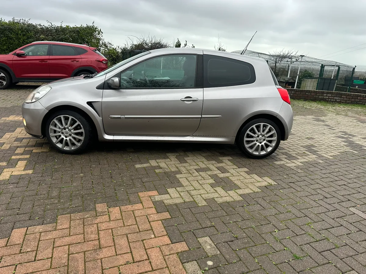 Renault RS197 Hot Hatch 2008 - Image 4