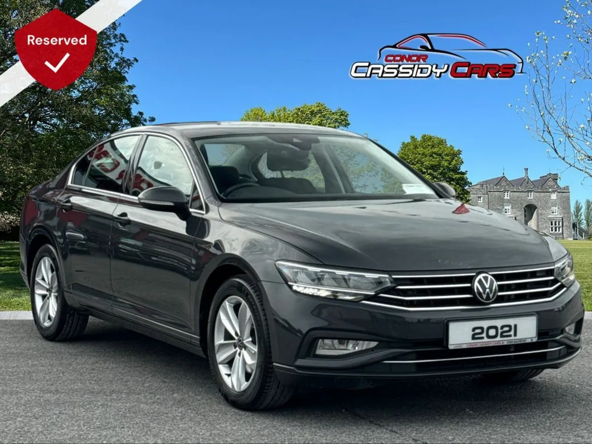 Volkswagen Passat SE NAV TDI DSG**AUTO** - Image 1