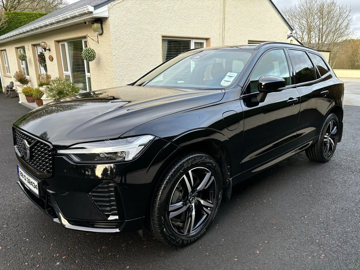 VOLVO XC60 R-DESIGN - Image 2