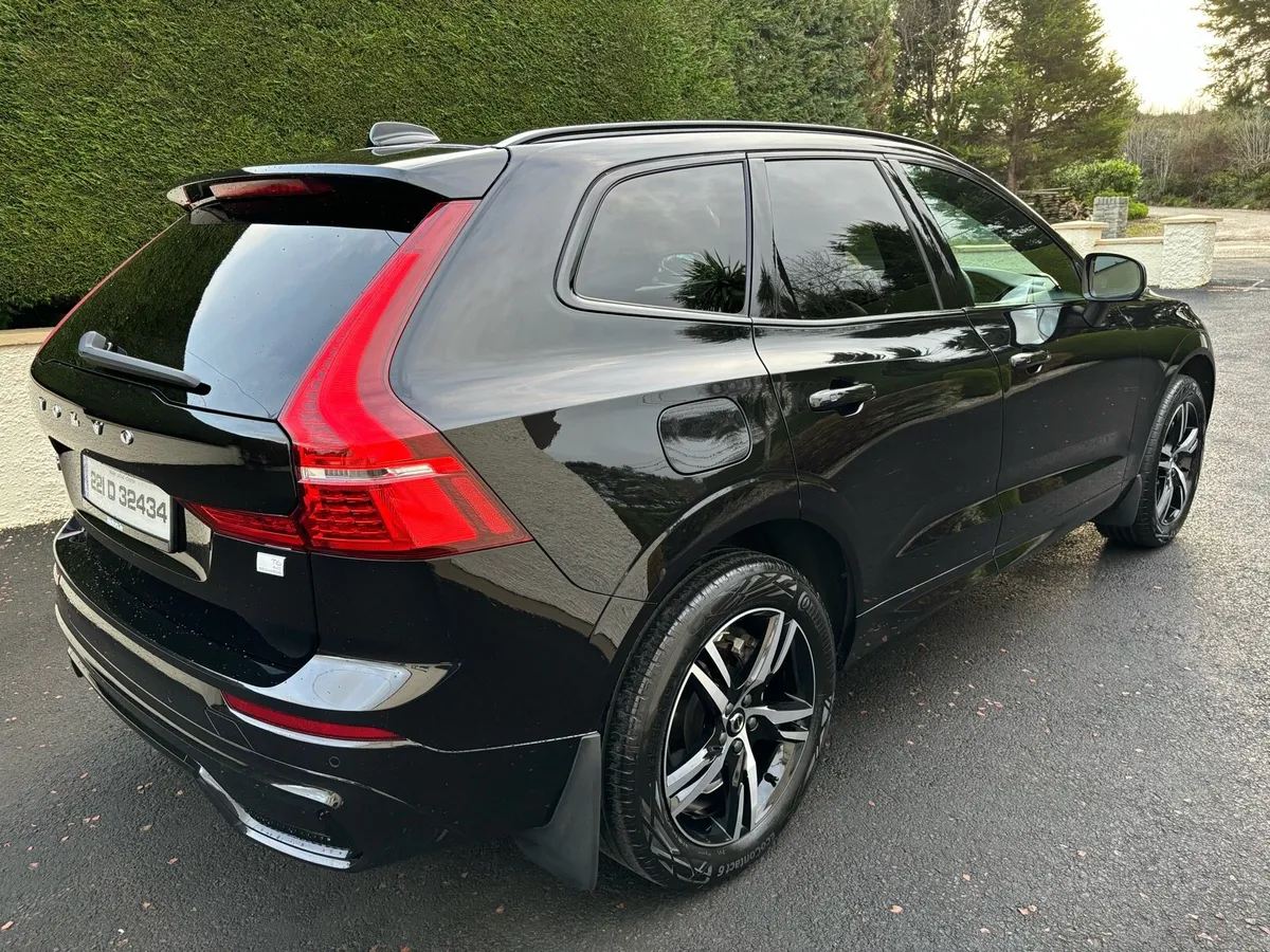 VOLVO XC60 R-DESIGN - Image 4