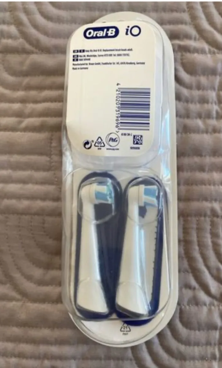 Oral-B iO Refills - electric toothbrush - Replace - Image 1