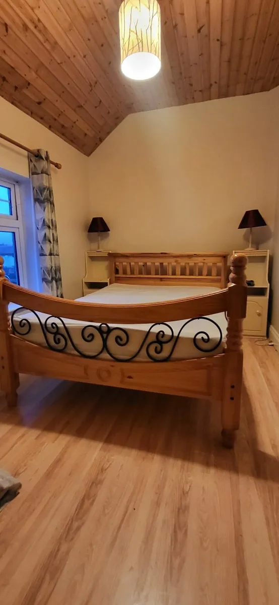Double bed frame