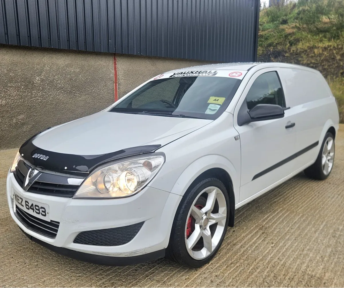 Vauxhall Astra van - Image 3