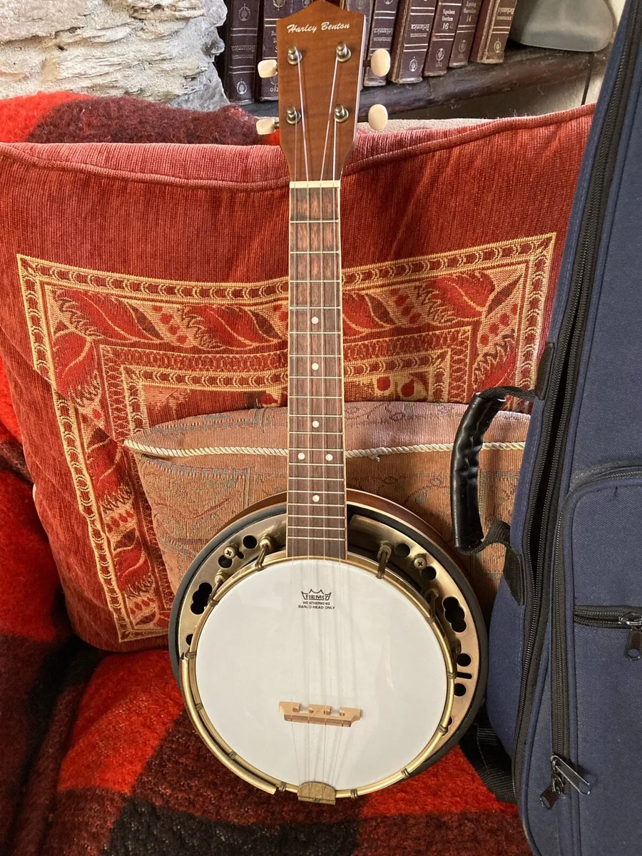 Harley Benton Banjolele - Image 4