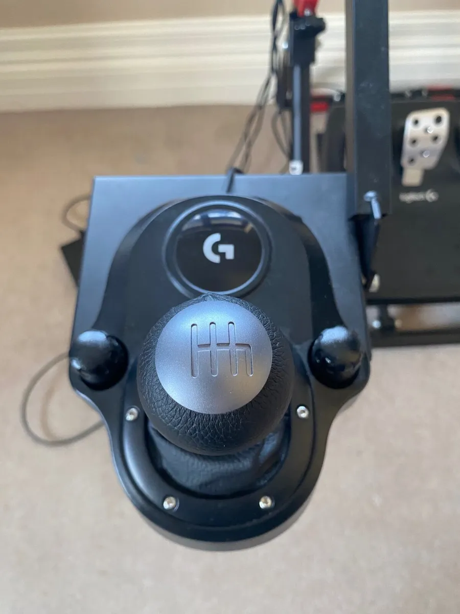 Gaming Steering Wheel, Gear Shifter & Stand & Seat - Image 2