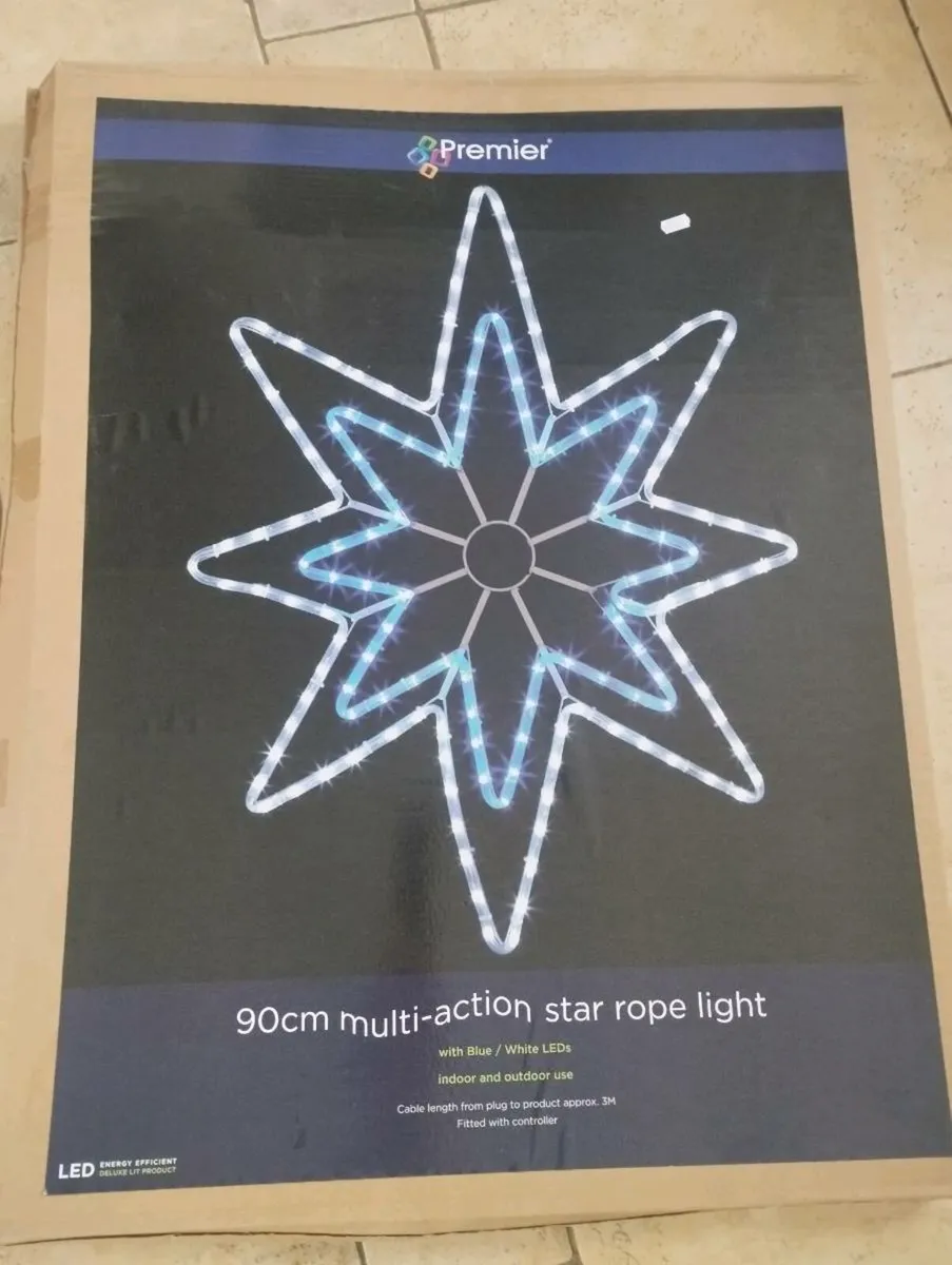 Christmas star with blue and white light - Image 1