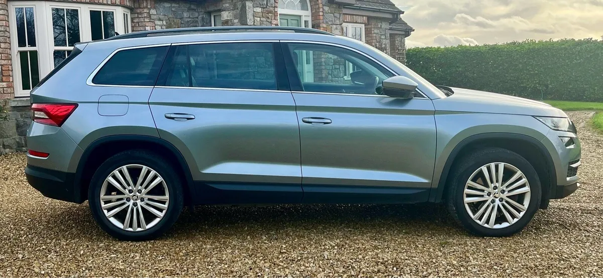 SKODA KODIAQ 2.0TDI 190BHP SEL 4X4 5DR AUTO 7 SEAT - Image 4