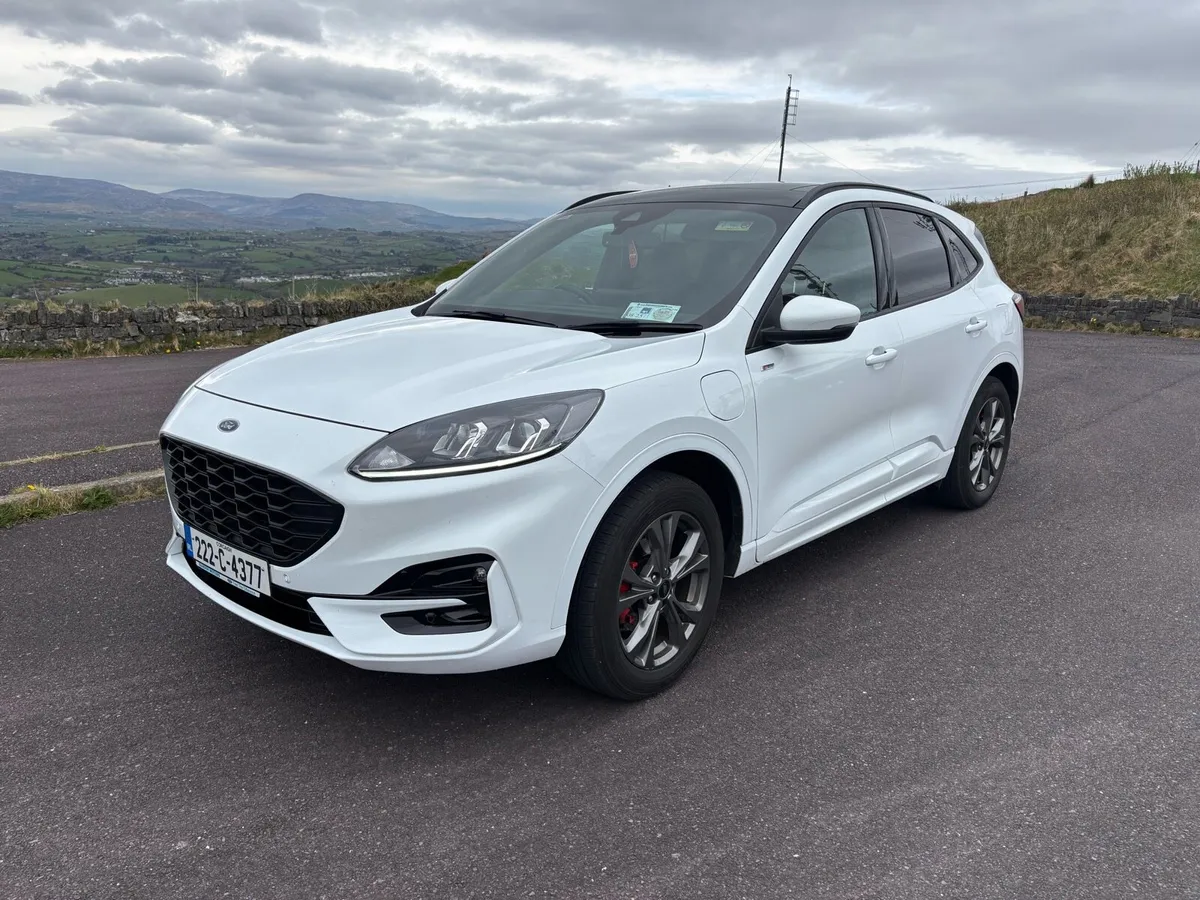 Ford Kuga ST Line PHEV 2.5L - Image 1