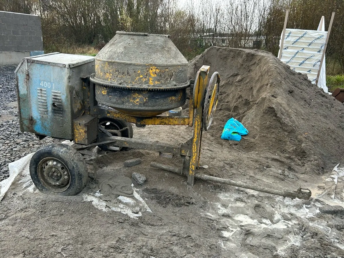 Diesel tow behind mixer - Image 4