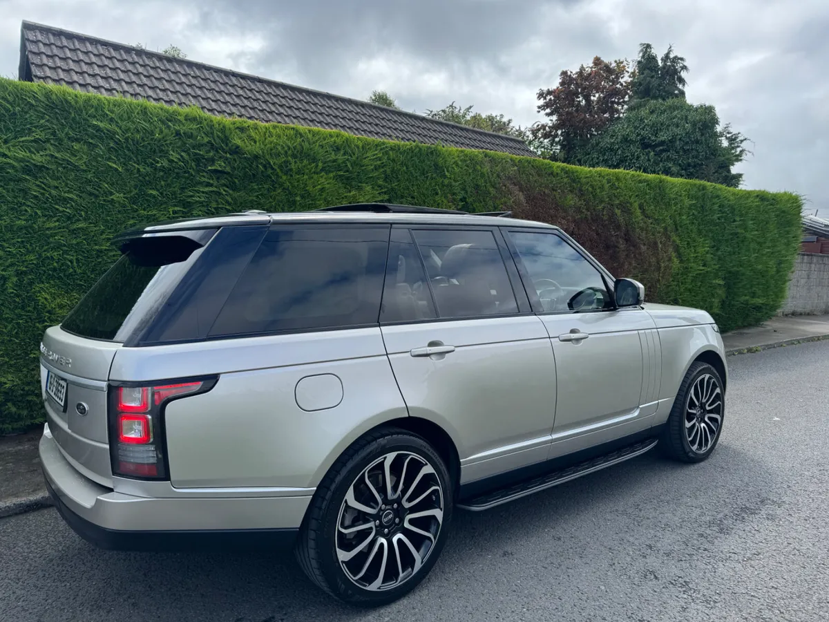 Range Rover Vogue low mileage - Image 2