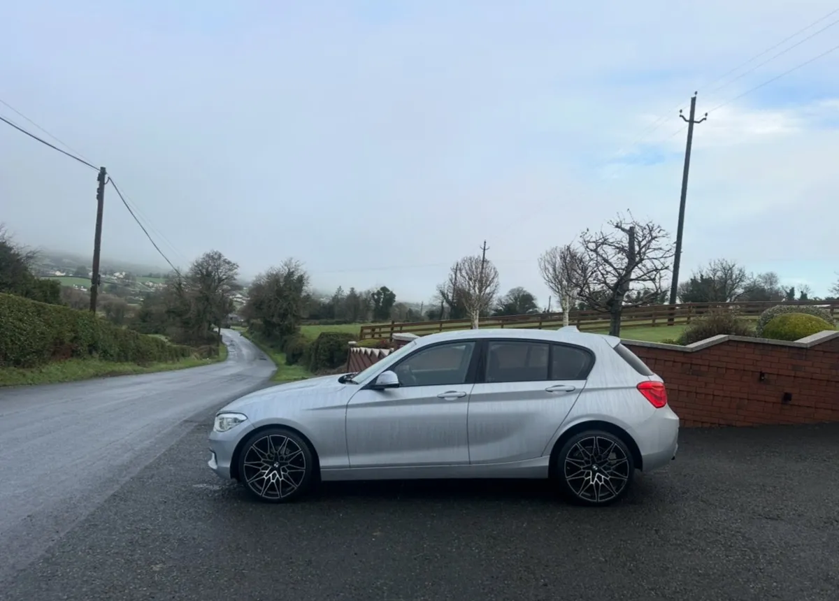 BMW 1-Series 2018 - Image 4