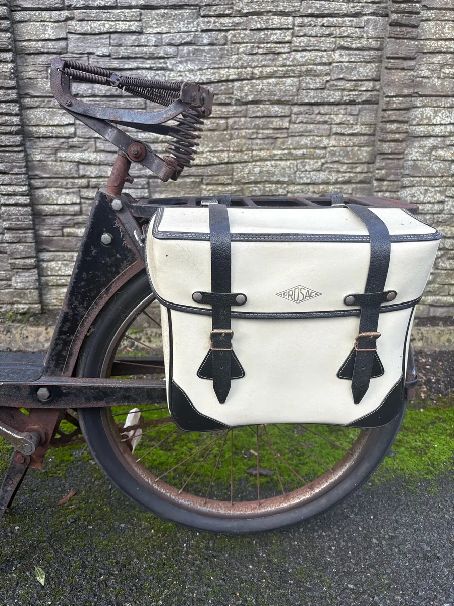 Vintage 1960s Velo Solex, for spares or Repairs. - Image 3