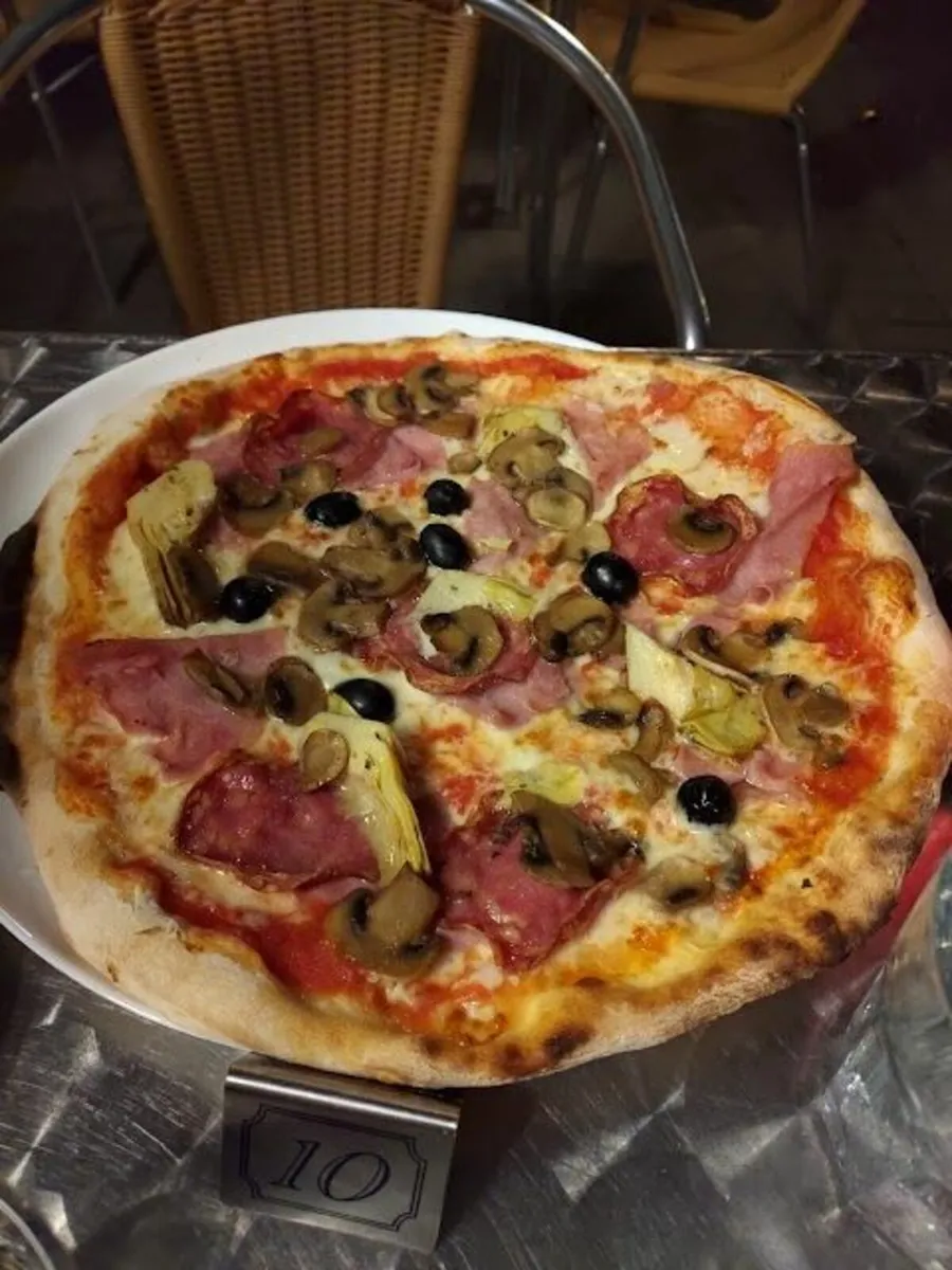 Established Italian Pizzeria Killarney - Image 3