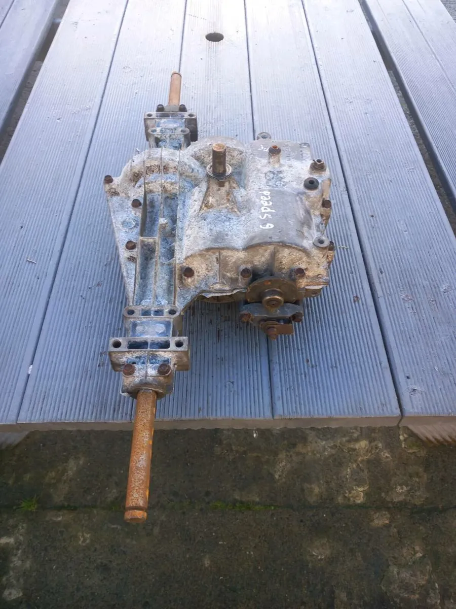 Husqvarna manual gearbox for sale - Image 4
