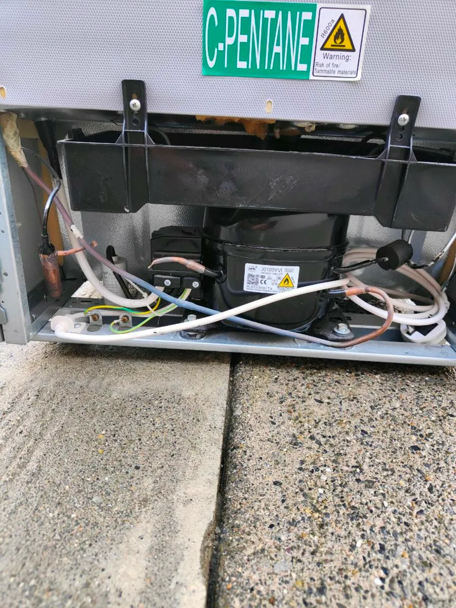 Thor Freezer Free Standing - Image 3