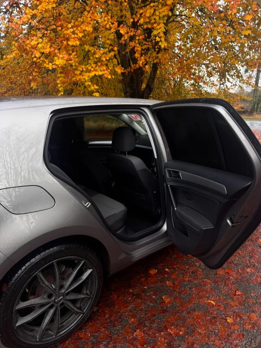 Volkswagen Golf 2014 - Image 3