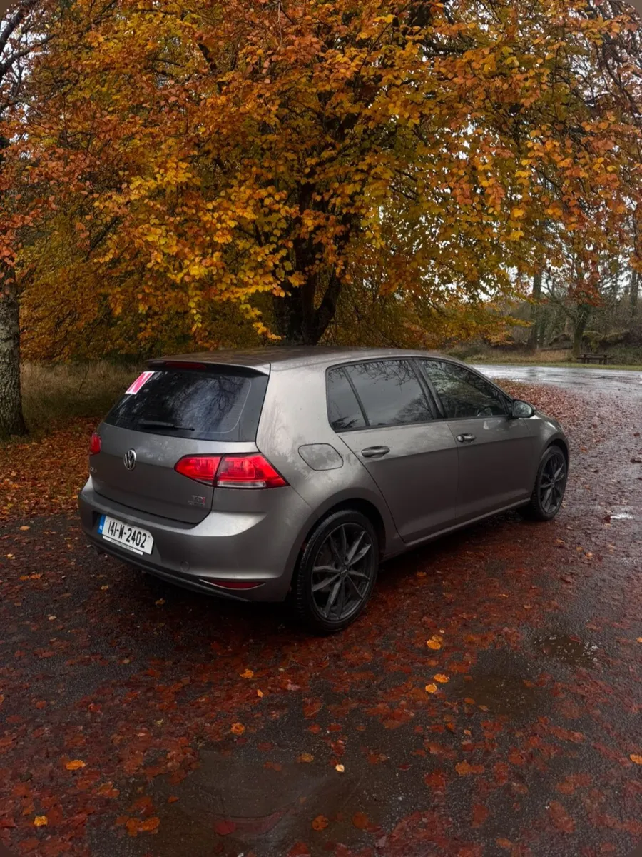 Volkswagen Golf 2014 - Image 2
