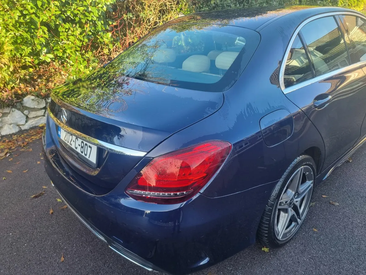 Mercedes-Benz C-Class 2020 - Image 3