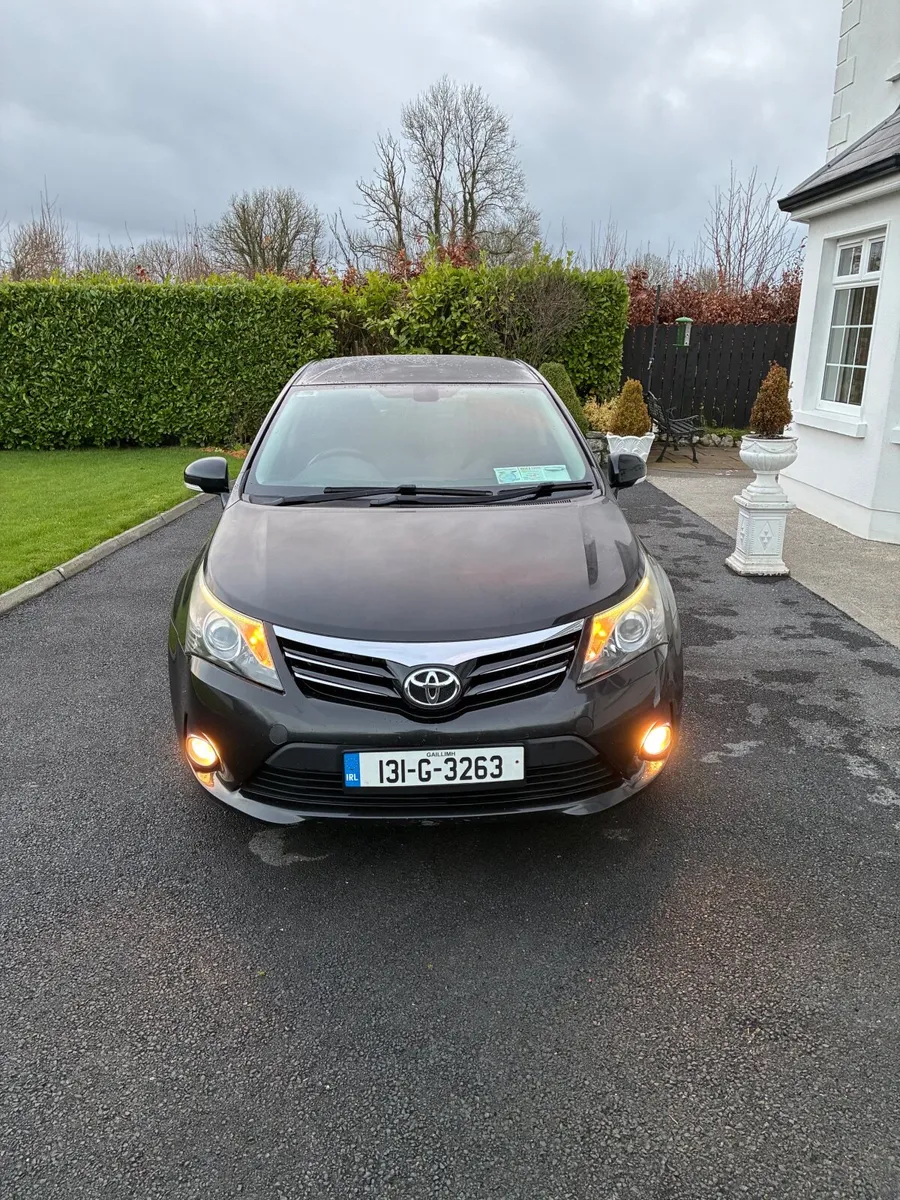 Toyota Avensis 2013 - Image 1