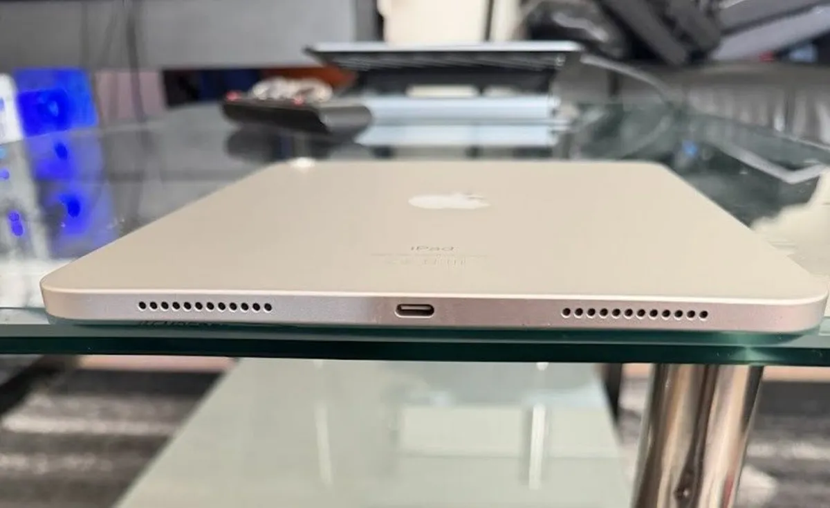 Apple iPad 10th Gen 10.9 Inches 256GB - Silver - Image 2