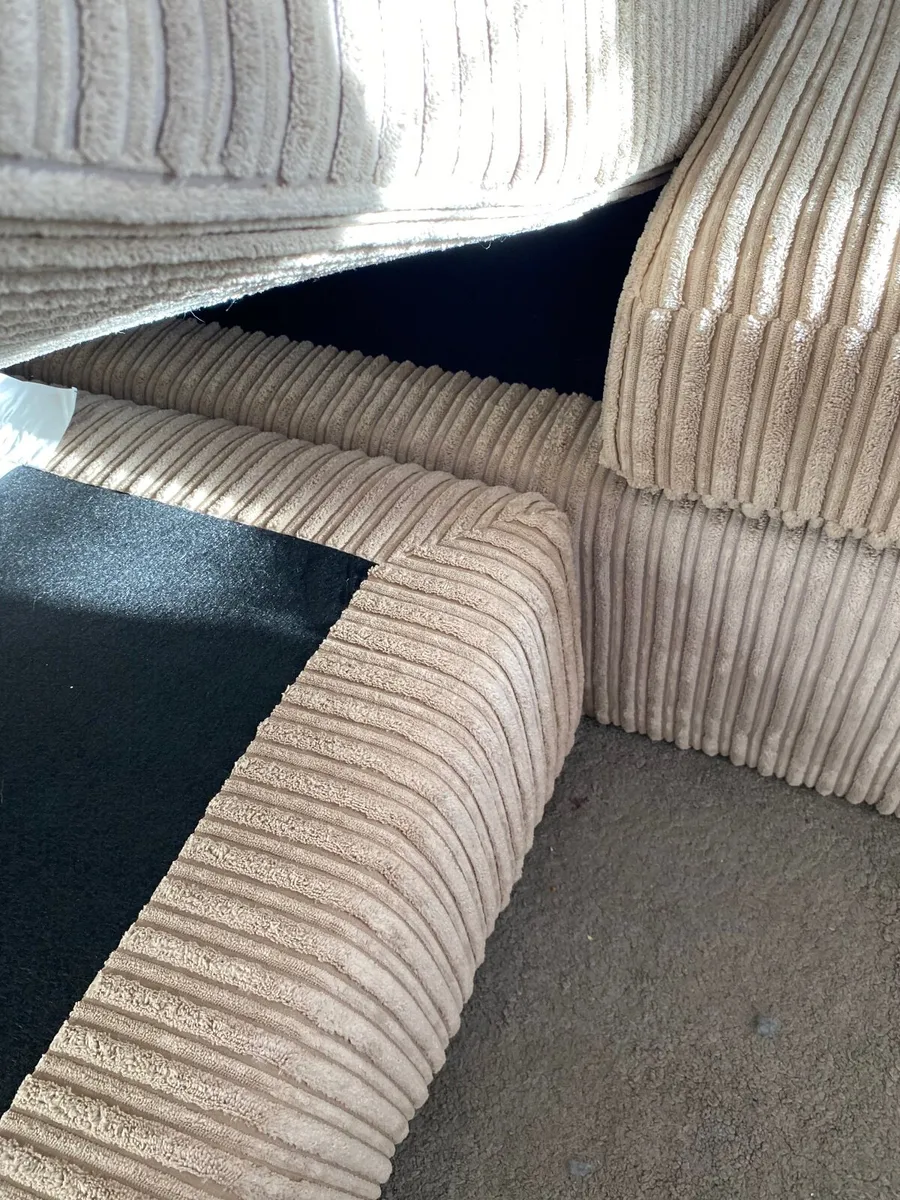 L shaped sofa - Image 3