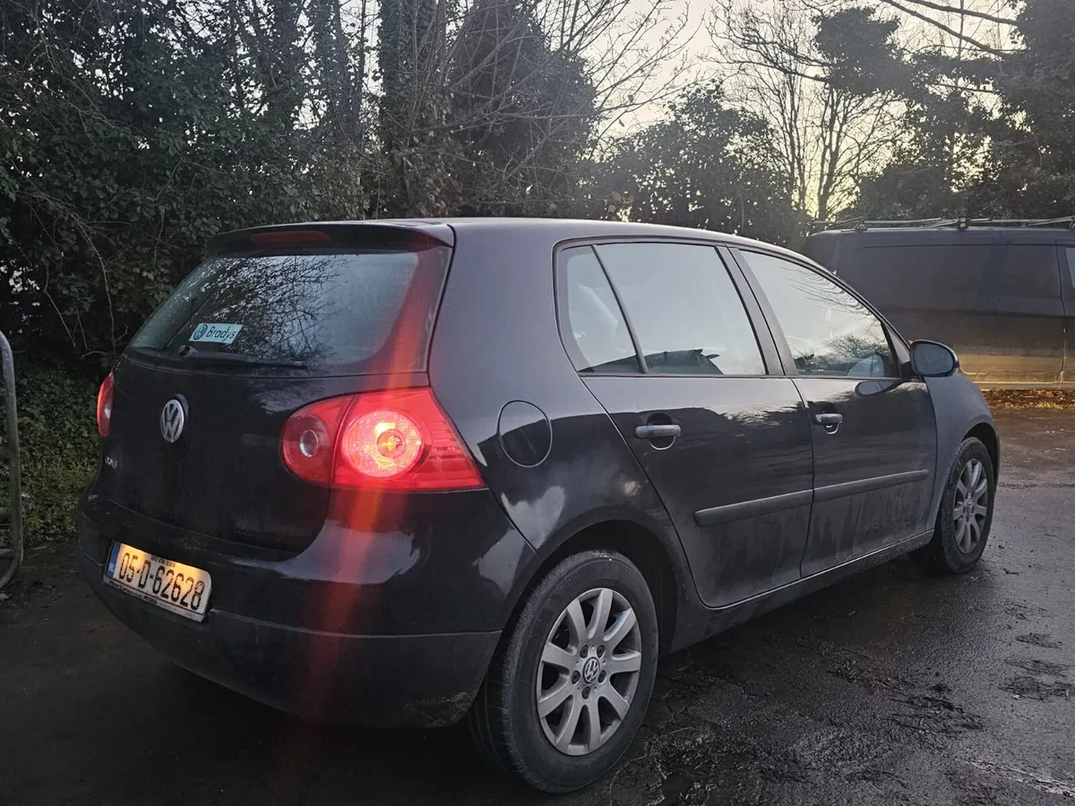 Volkswagen Golf 2005 1.4 petrol €999 - Image 2