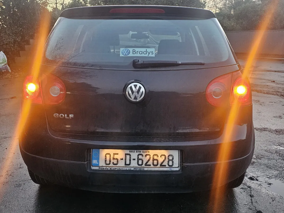 Volkswagen Golf 2005 1.4 petrol €999 - Image 4
