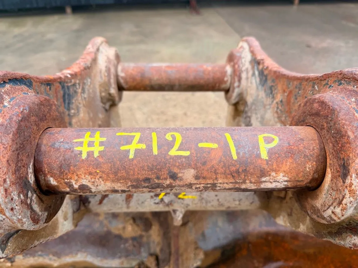 72" GRADING BCUKET 13 TON .... 65MM .....712-1P - Image 3