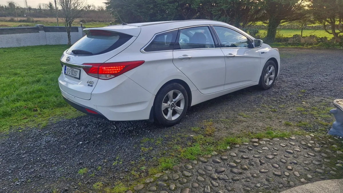 Hyundai i40 2012 - Image 4