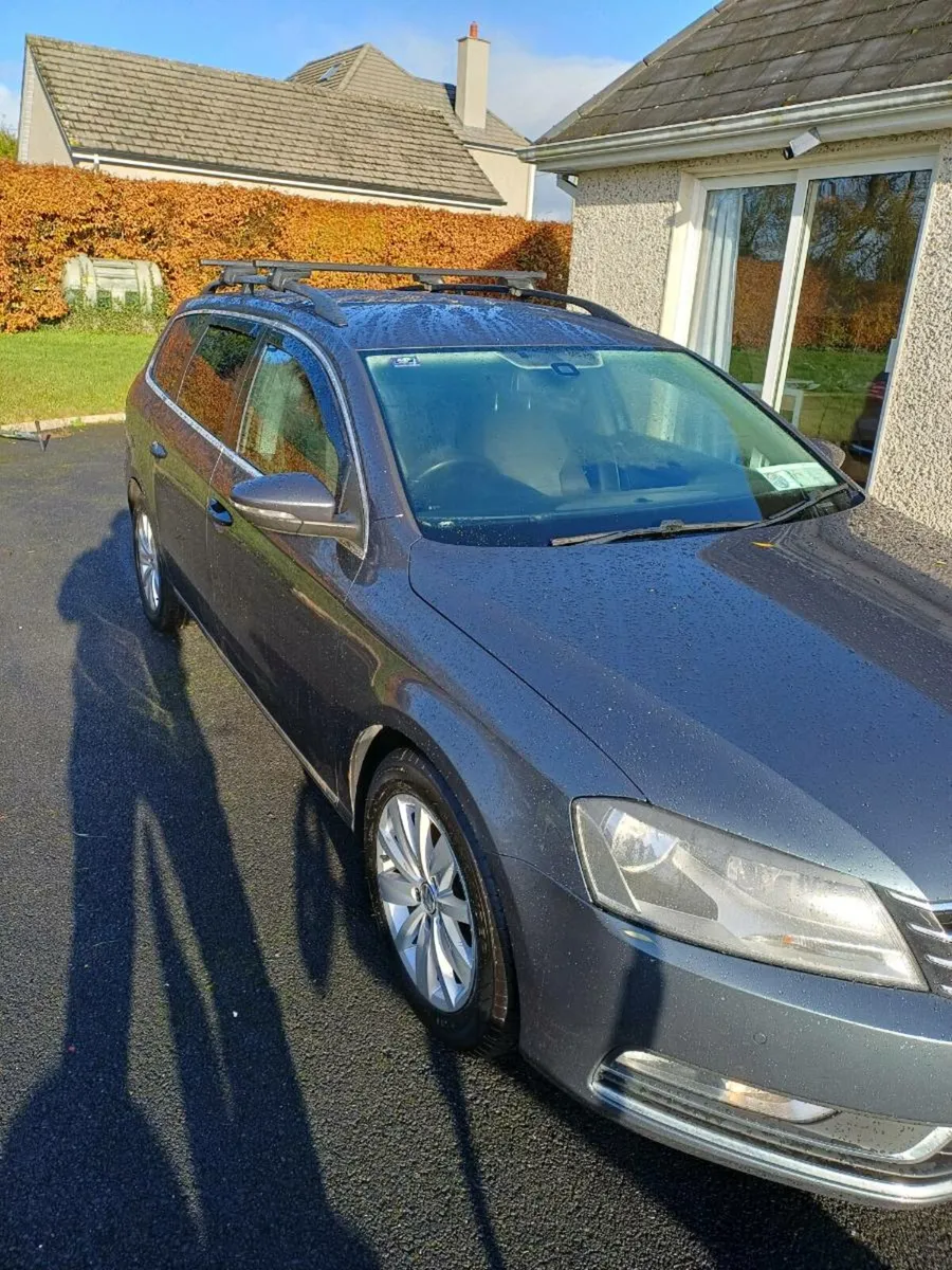 Volswagen Passat - Image 2