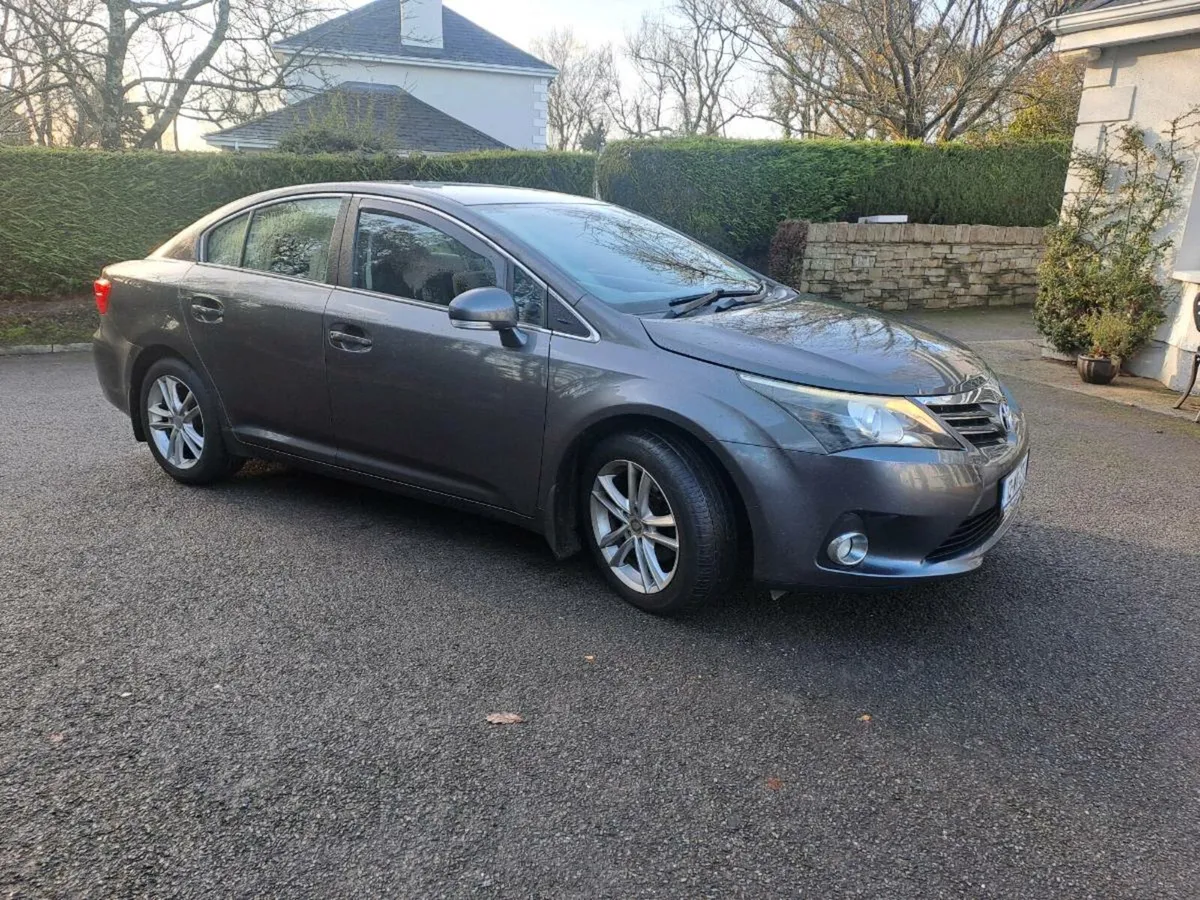 2012 Toyota Avensis TR Low Miles - Image 3
