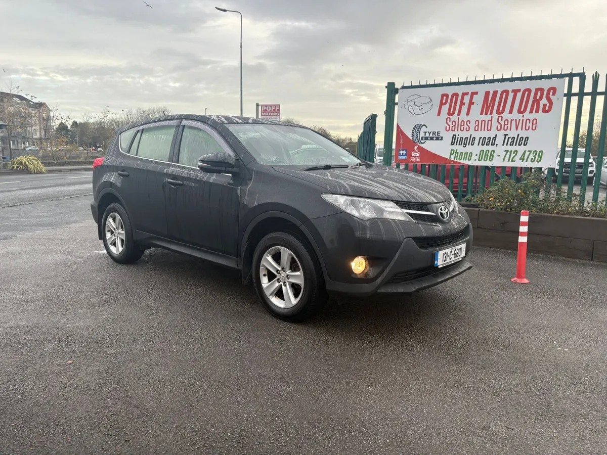 Toyota RAV4 2013 - Image 2